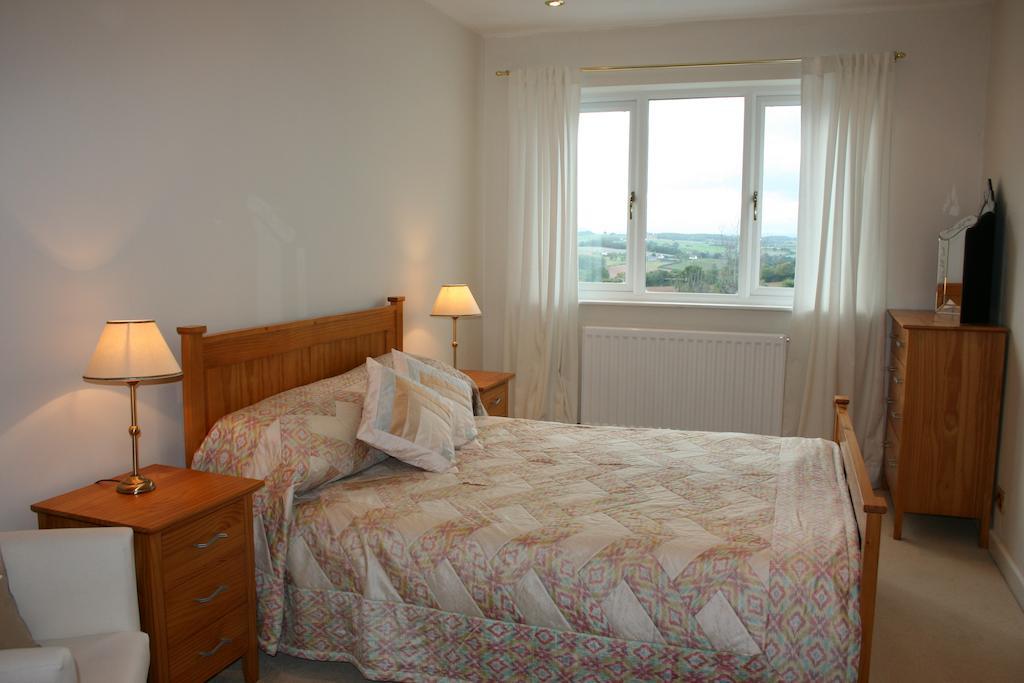 Torlands Bed & Breakfast Monmouth Room photo